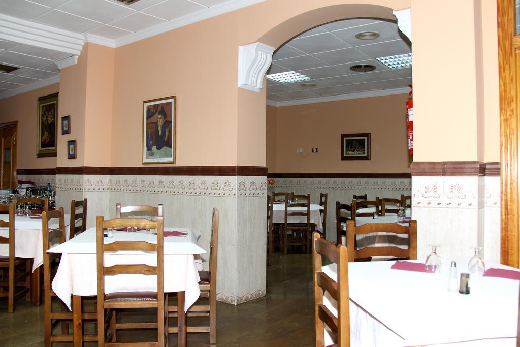Hostal Restaurante La Masia Vila-real Eksteriør billede