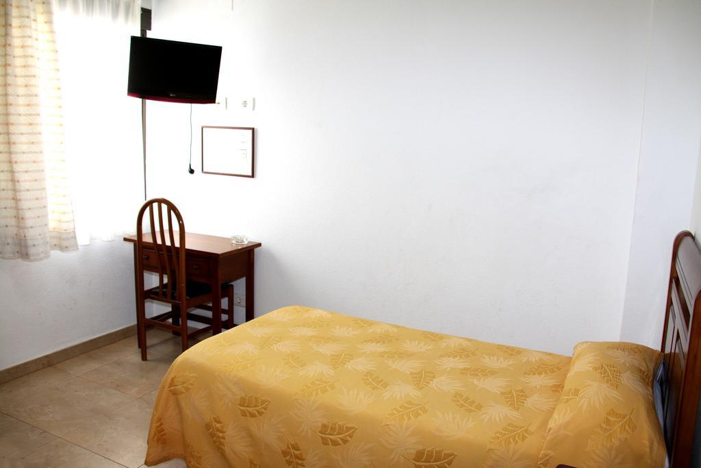 Hostal Restaurante La Masia Vila-real Værelse billede