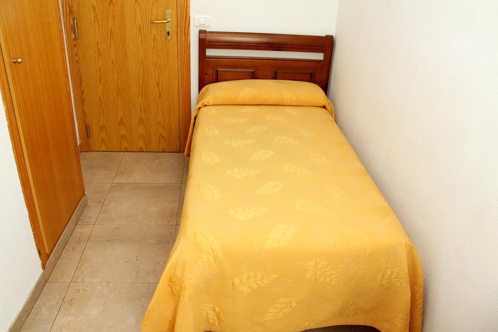 Hostal Restaurante La Masia Vila-real Eksteriør billede