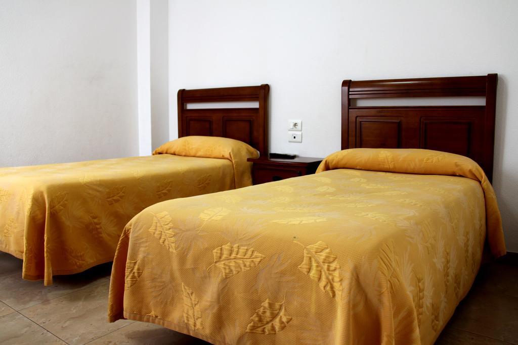 Hostal Restaurante La Masia Vila-real Værelse billede