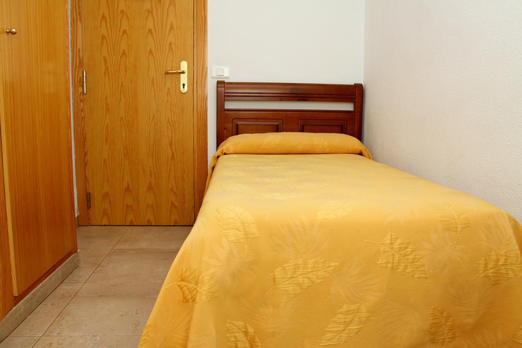 Hostal Restaurante La Masia Vila-real Eksteriør billede