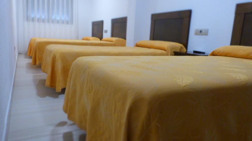 Hostal Restaurante La Masia Vila-real Eksteriør billede