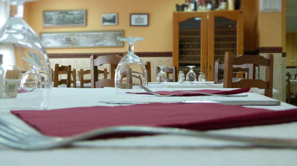 Hostal Restaurante La Masia Vila-real Eksteriør billede