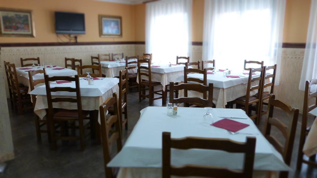 Hostal Restaurante La Masia Vila-real Eksteriør billede
